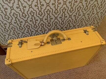 Чемодан Louis Vuitton лимитированный