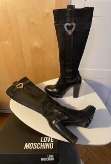Сапоги демисезонные Love Moschino