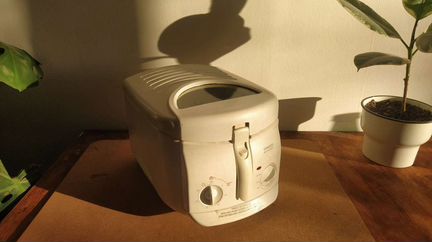 Фритюрница Kenwood 2,5л