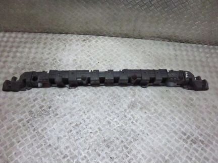 Усилитель заднего бампера Мерседес Бенц Вито 639