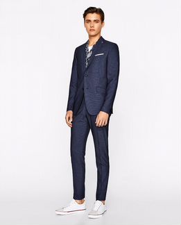 Мужской костюм zara новый