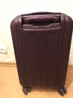 Чемодан на колесах