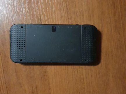 Портативная игровая приставка qumo