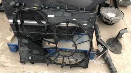 Диффузор вентилятора 3.0D 4.4L diesel Range Rover