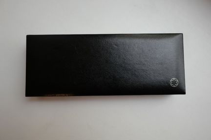 Шариковая ручка Montblanc Meisterstck Classique