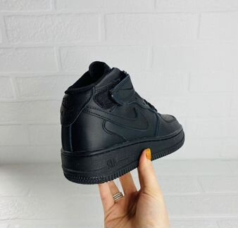 Кроссовки Nike