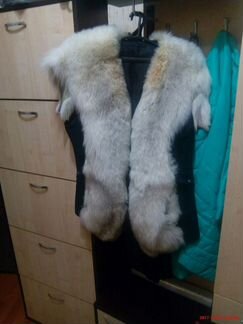 Меховая жилетка