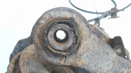 Ступица (кулак, цапфа) правая задняя Saturn VUE, 2