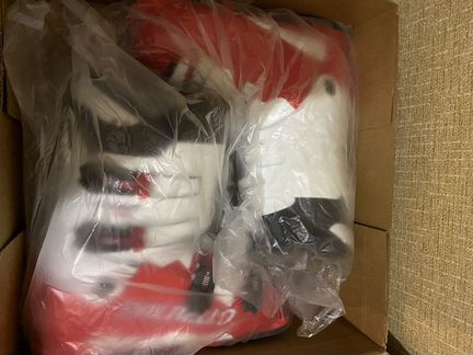 Горнолыжные ботинки