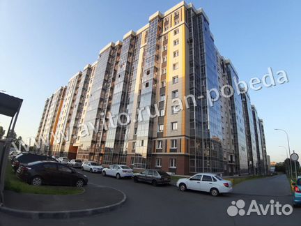 2-к квартира, 49 м², 8/10 эт.