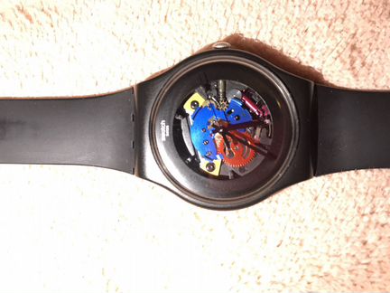 Часы Swatch suob101