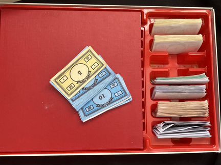 Старенькая монополия