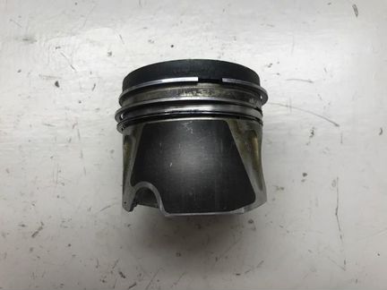 Поршень Mercedes Benz Sprinter W906 M651 2010