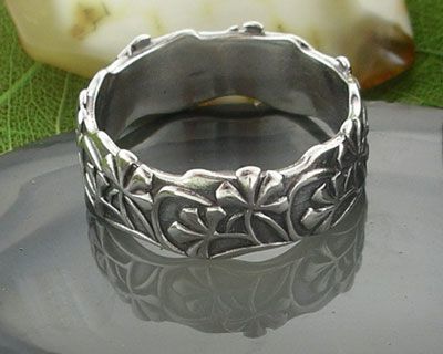 Кольцо Флора