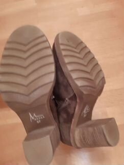 Новые коричневые замшевые женские зимние сапоги