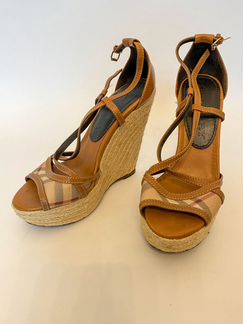 Женские туфли Burberry / 38