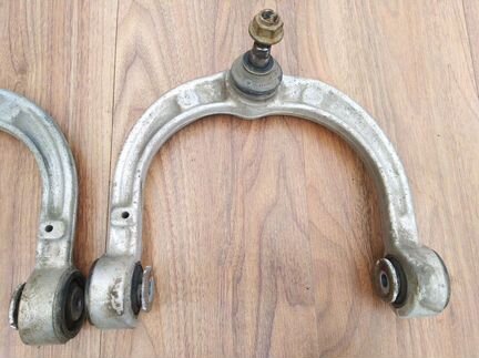 Верхний рычаг Mercedes X164 W164 W251